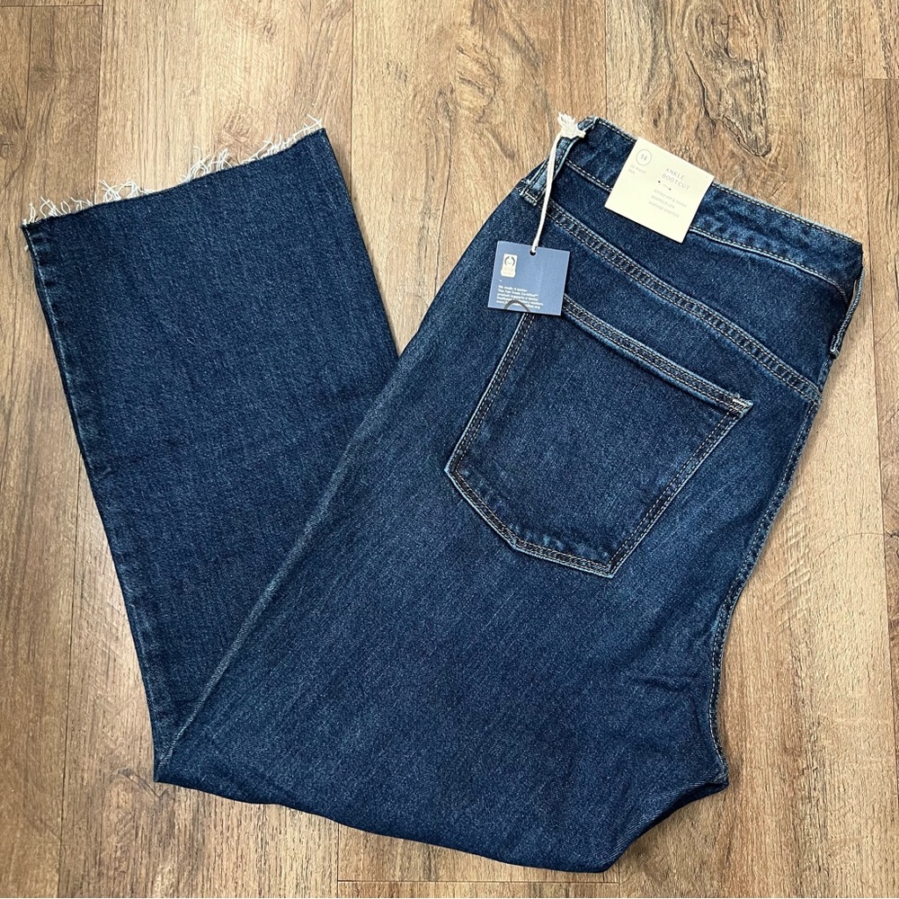 Universal Thread High Rise Bootcut Ankle Jean - Picture 3 of 12